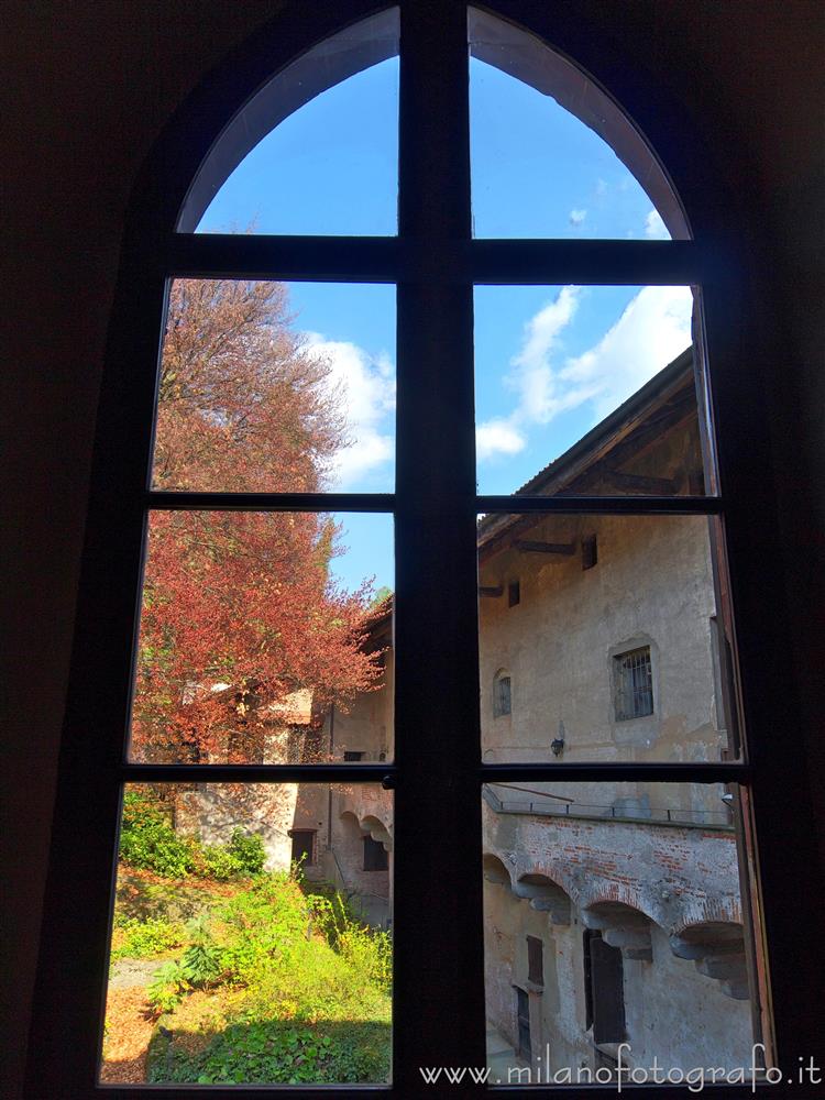 Castiglione Olona (Varese) - Vista da una della finestre del salone di Palazzo Branda